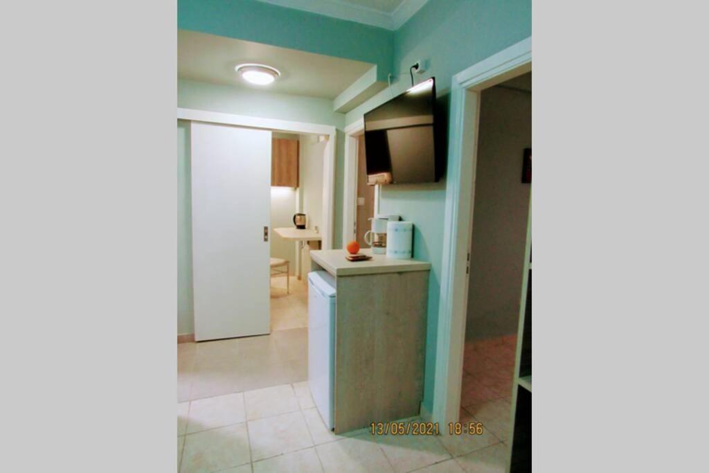 Exrcheia'S Comfort Stay Афины Экстерьер фото